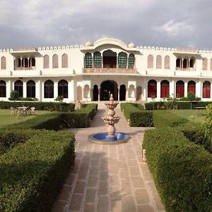 Hotel Surya Vilas Palace